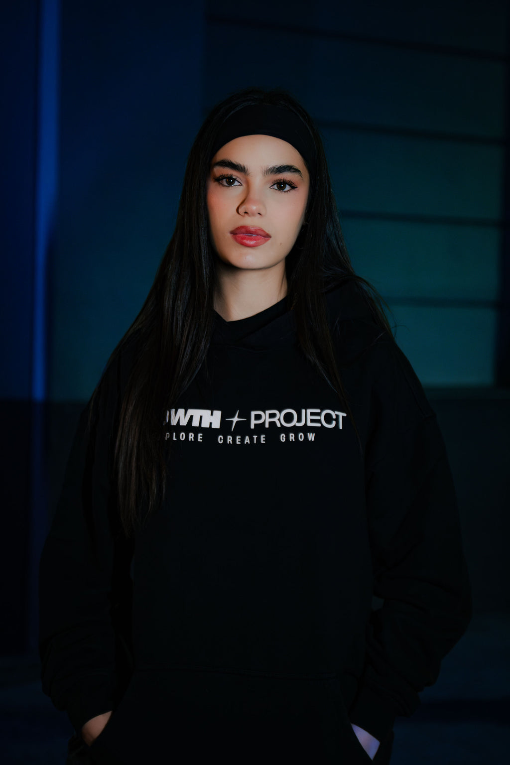 Hoodie Básico GROWTH PROJECT® Negro