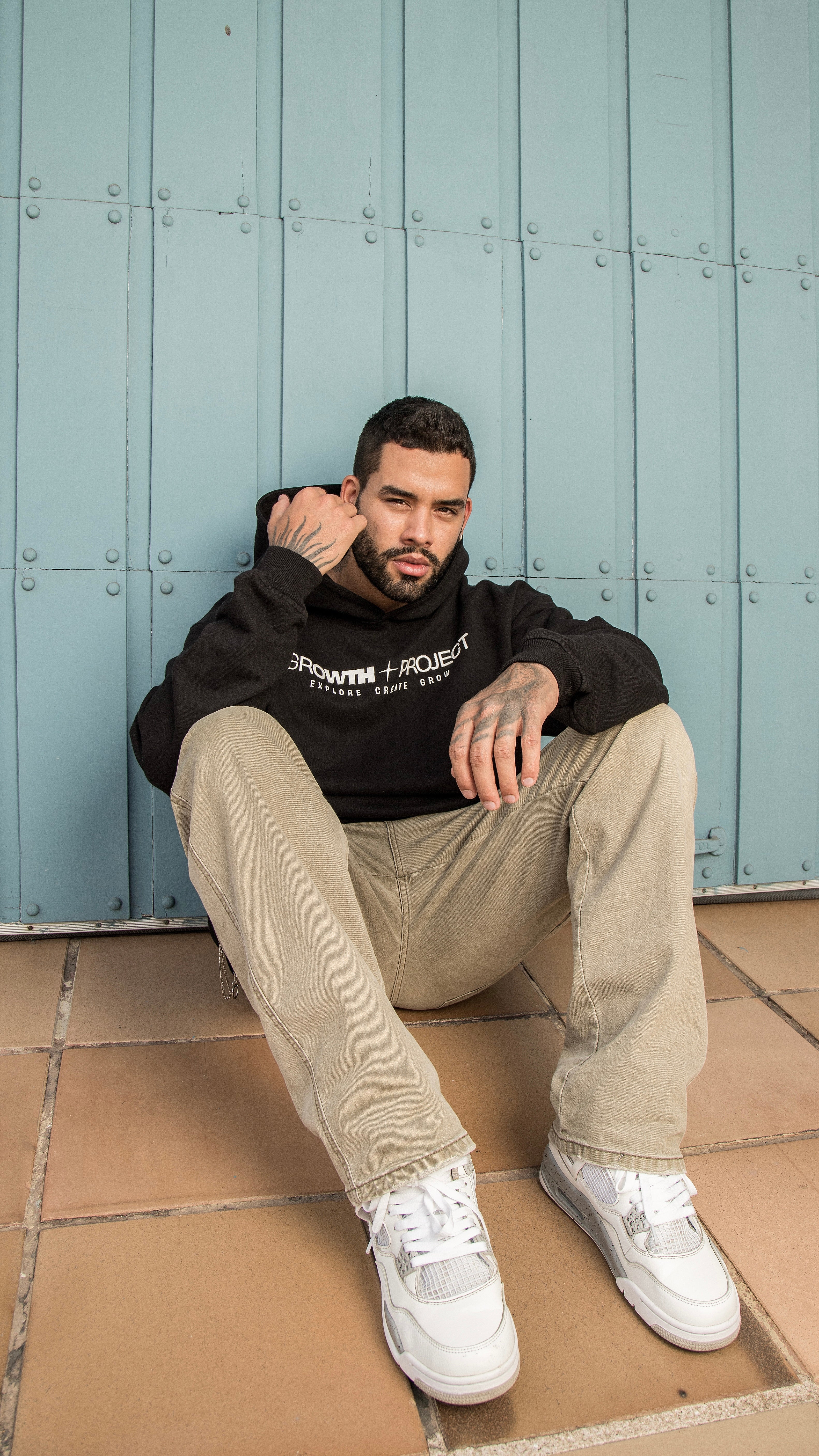 Hoodie Básico GROWTH PROJECT® Negro
